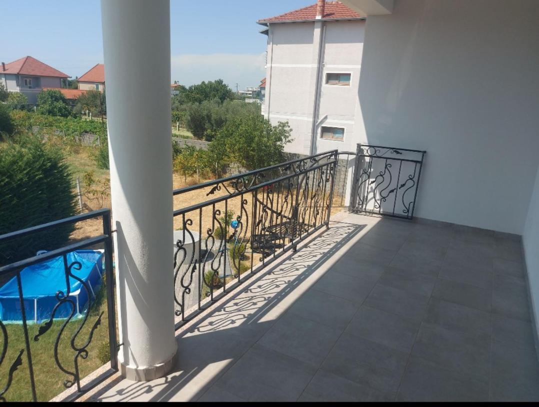 Apartament Your Away From Szkodra